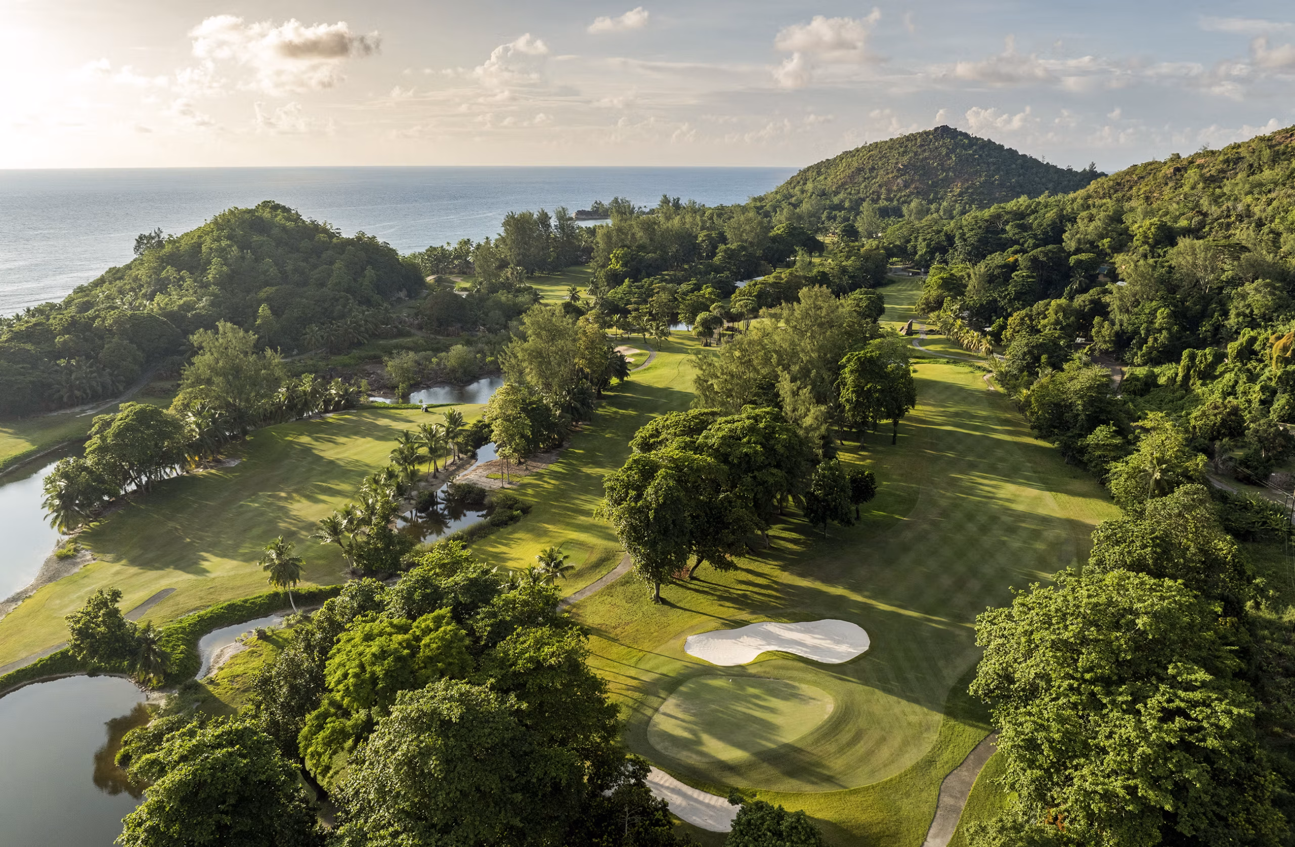 Alta cucina, golf e benessere per vivere Praslin tra natura e raffinatezza. — immagine 2