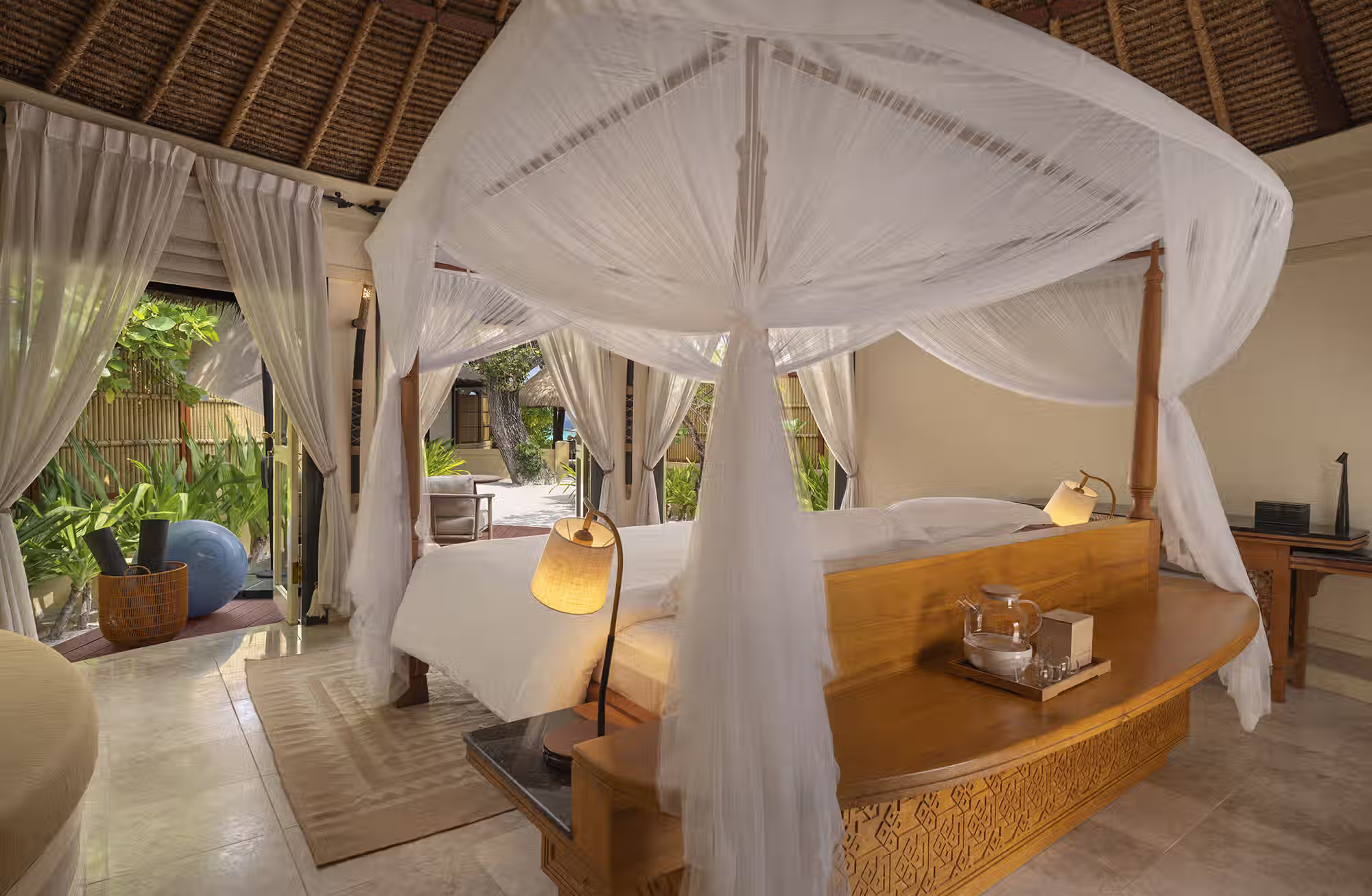 Solo 46 ville, tutte con piscina privata, tra giardini protetti e terrazze affacciate direttamente sul mare. — immagine 8