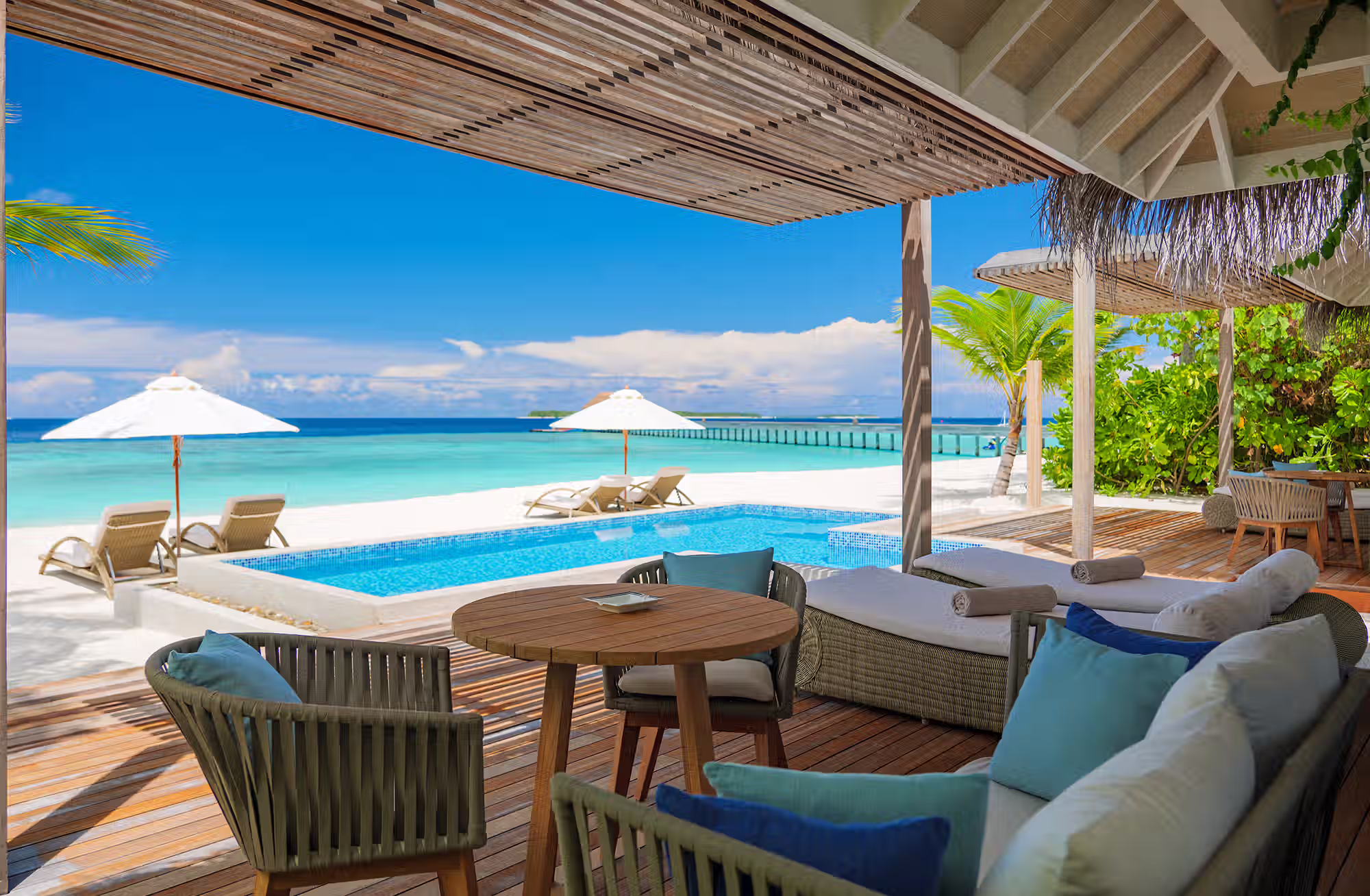 Ville eleganti dove design italiano, natura e privacy si incontrano tra spiaggia e oceano. — immagine 7