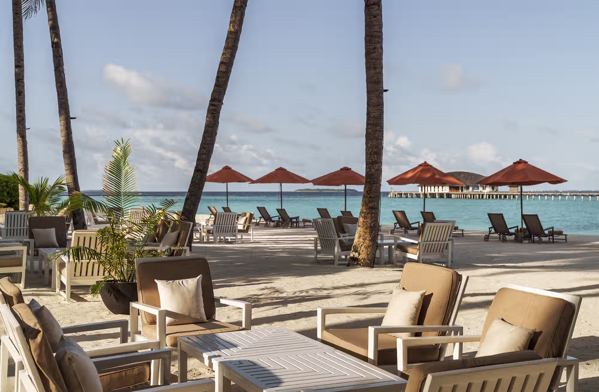 Sette ristoranti, un reef da esplorare e una Spa che unisce tradizioni orientali e benessere contemporaneo. — immagine 9