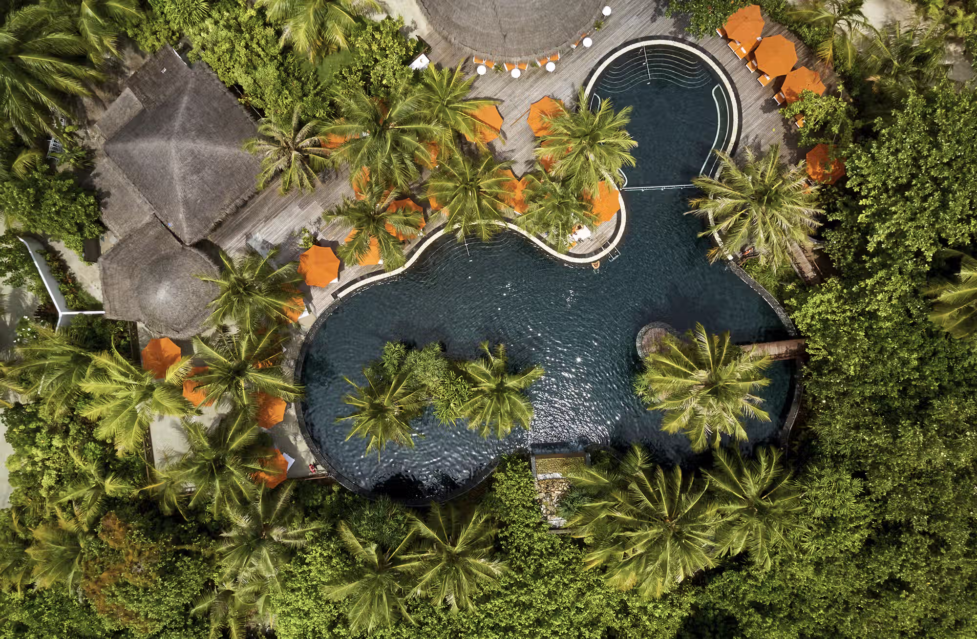 Sette ristoranti, un reef da esplorare e una Spa che unisce tradizioni orientali e benessere contemporaneo. — immagine 12