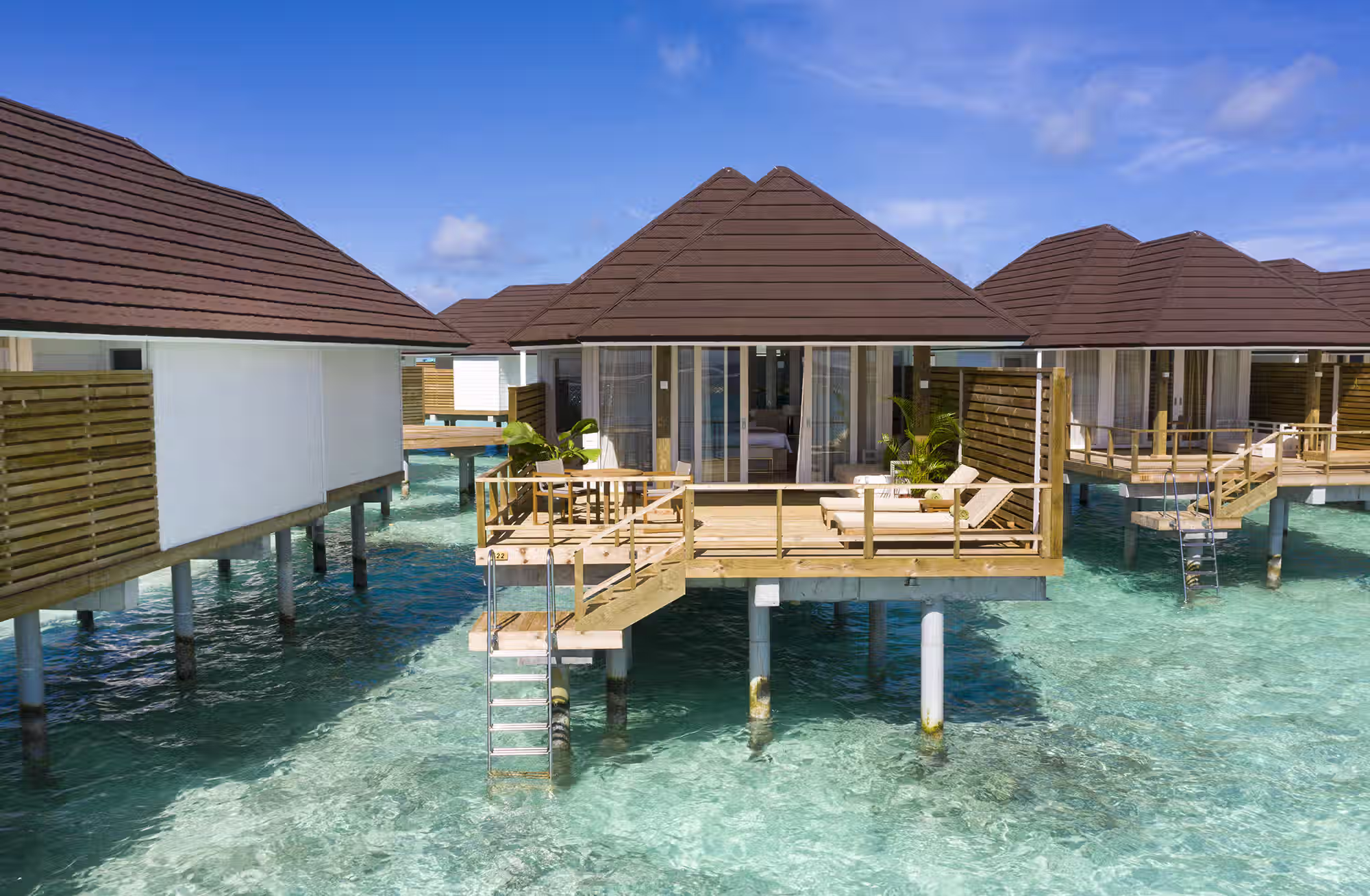 Dalla spiaggia alle grandi ville sull’acqua, soluzioni pensate per coppie, famiglie e soggiorni da condividere. — immagine 7