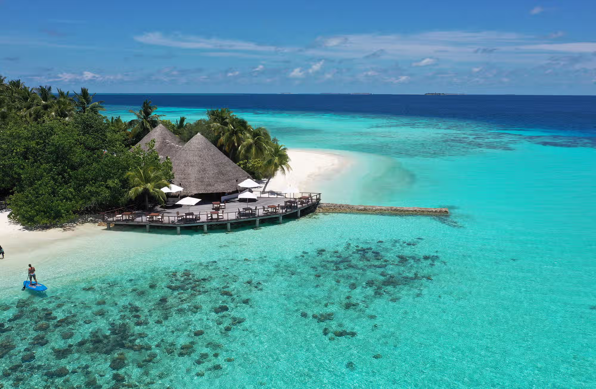 Cene sulla sabbia, incontri sul reef e giornate vissute seguendo il ritmo naturale dell’isola. — immagine 6