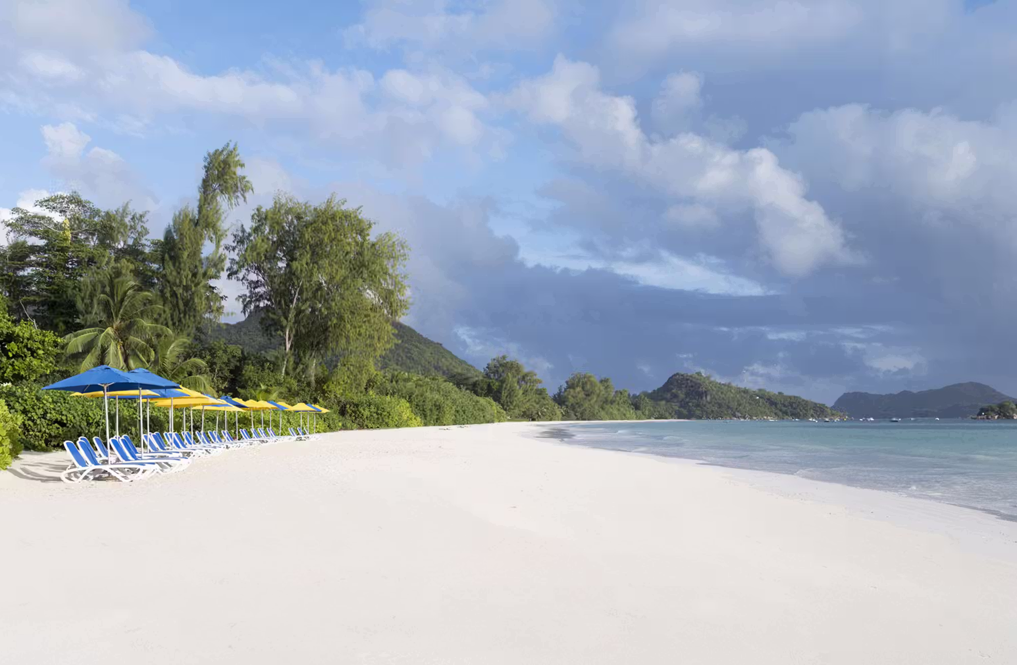 Sapori creoli, giornate tra piscina e mare e il piacere di vivere Praslin senza fretta. — immagine 2