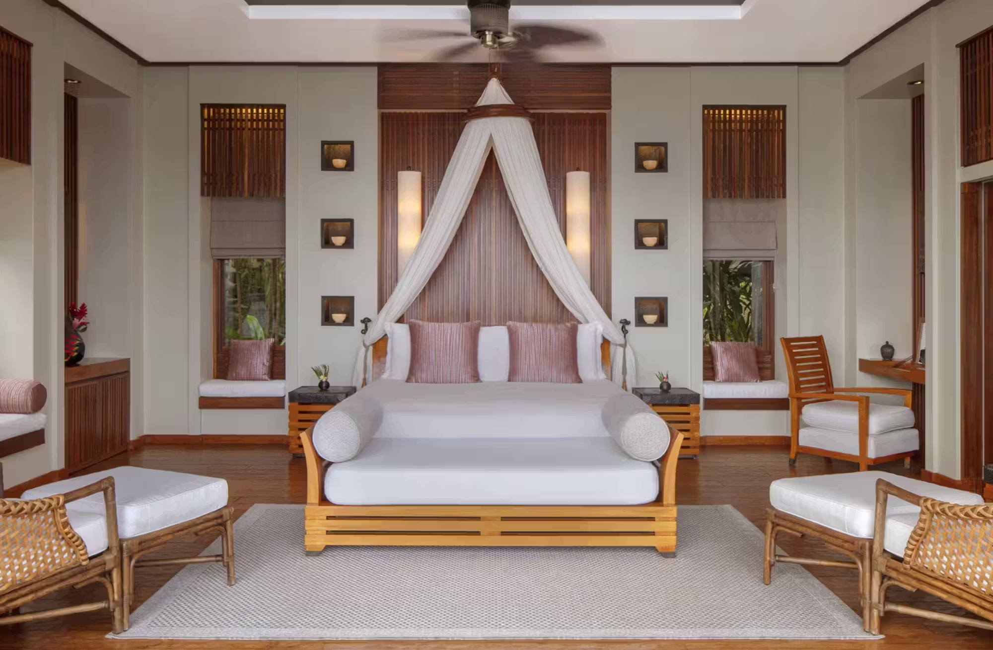 Solo 30 ville immerse tra collina, giardini tropicali e baia privata, tutte con piscina infinity e servizio personalizzato. — immagine 5