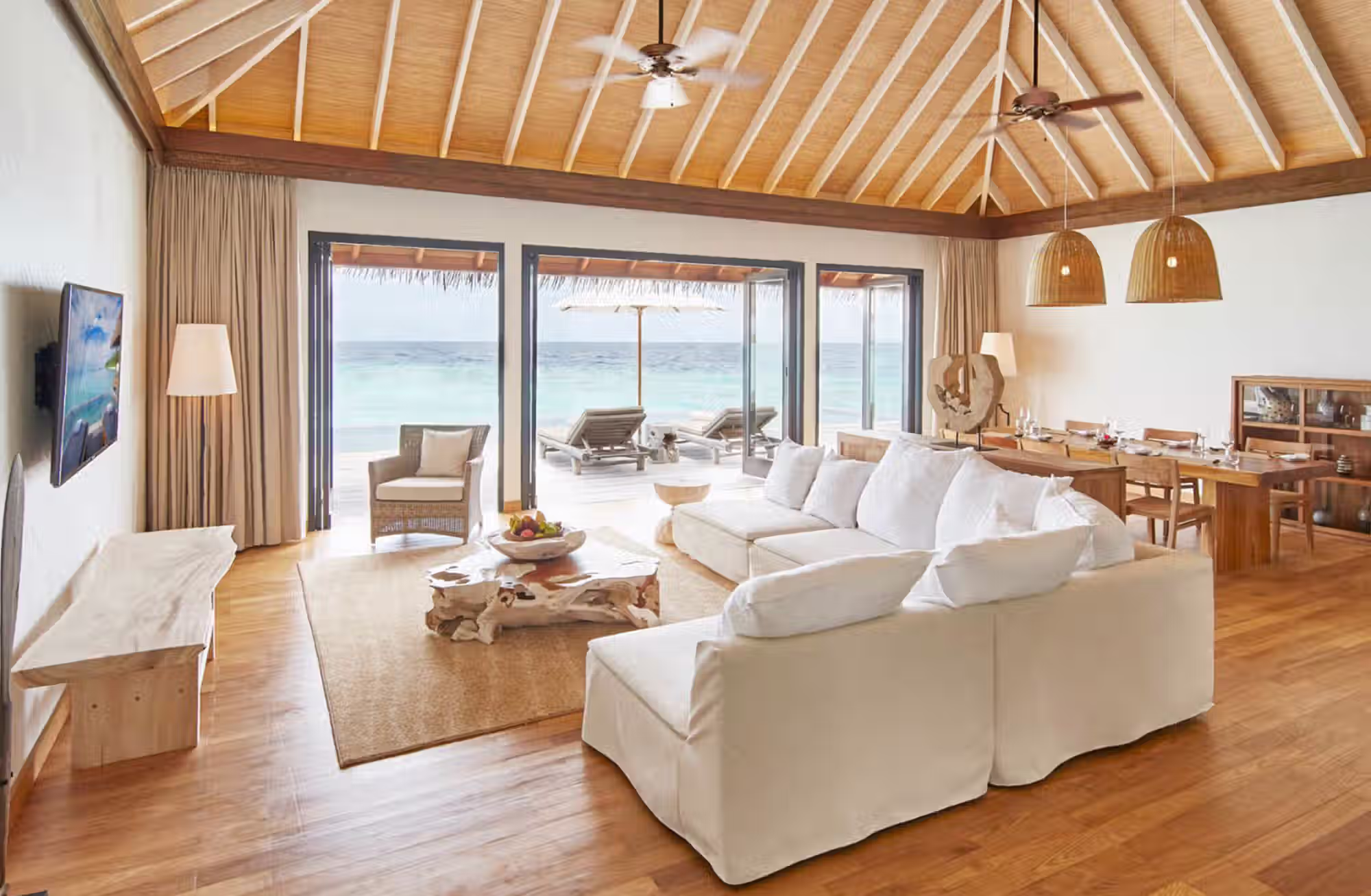 Design contemporaneo, materiali naturali e privacy assoluta per vivere le Maldive con lo stile inconfondibile di COMO. — immagine 8