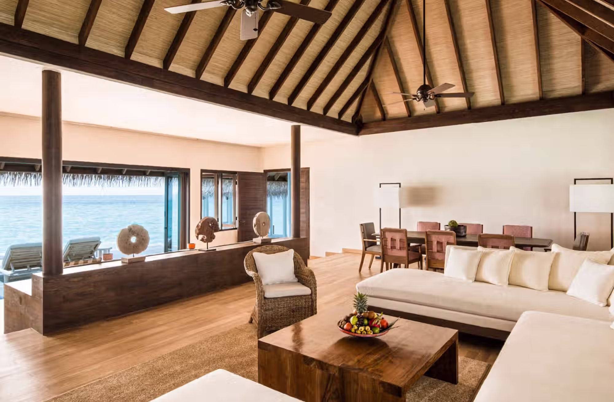 Design contemporaneo, materiali naturali e privacy assoluta per vivere le Maldive con lo stile inconfondibile di COMO. — immagine 12