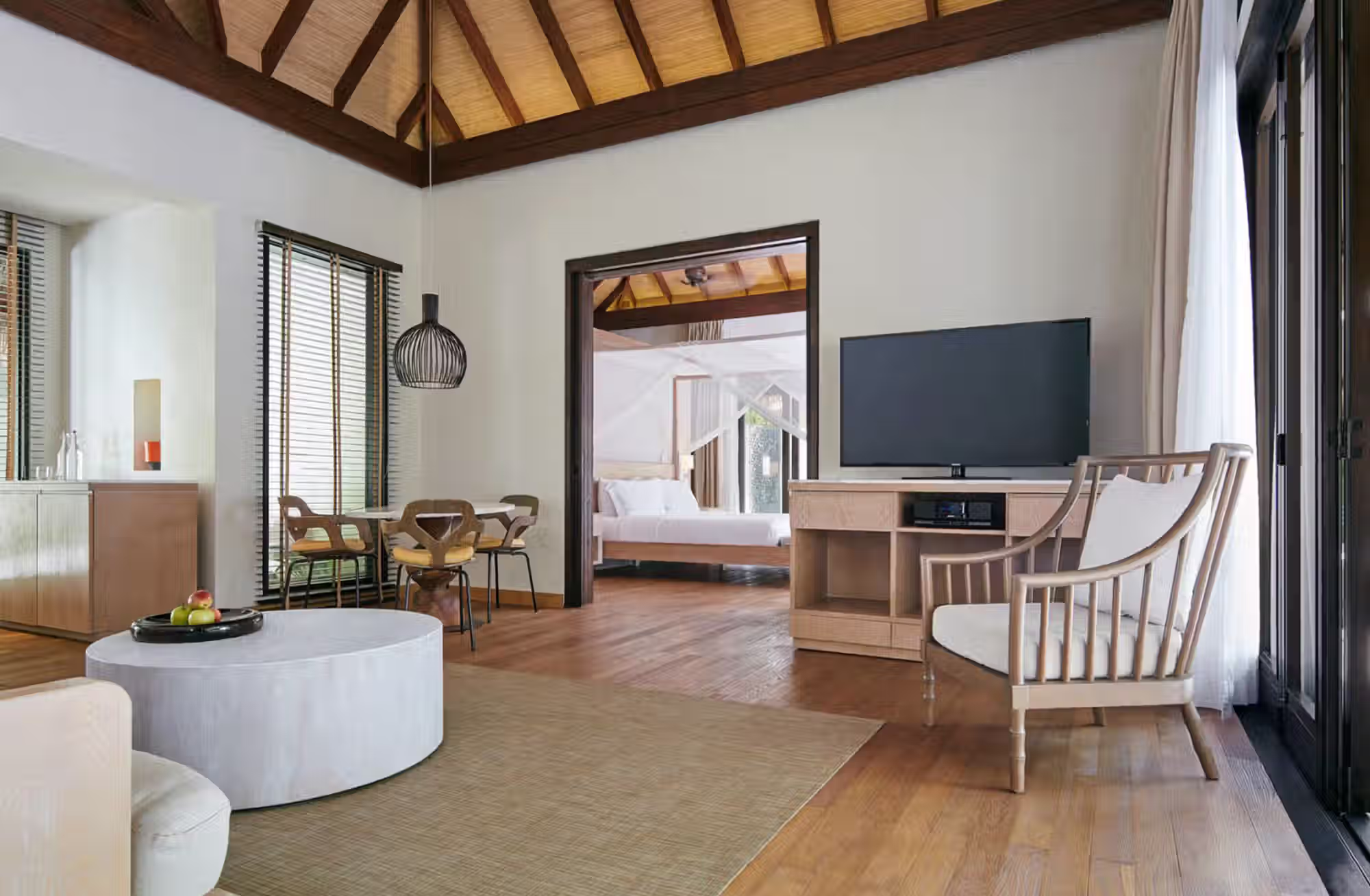 Design contemporaneo, materiali naturali e privacy assoluta per vivere le Maldive con lo stile inconfondibile di COMO. — immagine 3