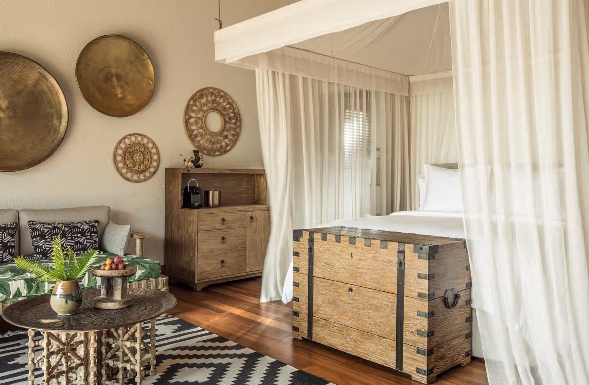 Bungalow, Ville e Suite immerse nella natura, tutte con piscina privata e accesso diretto alla spiaggia. — immagine 5