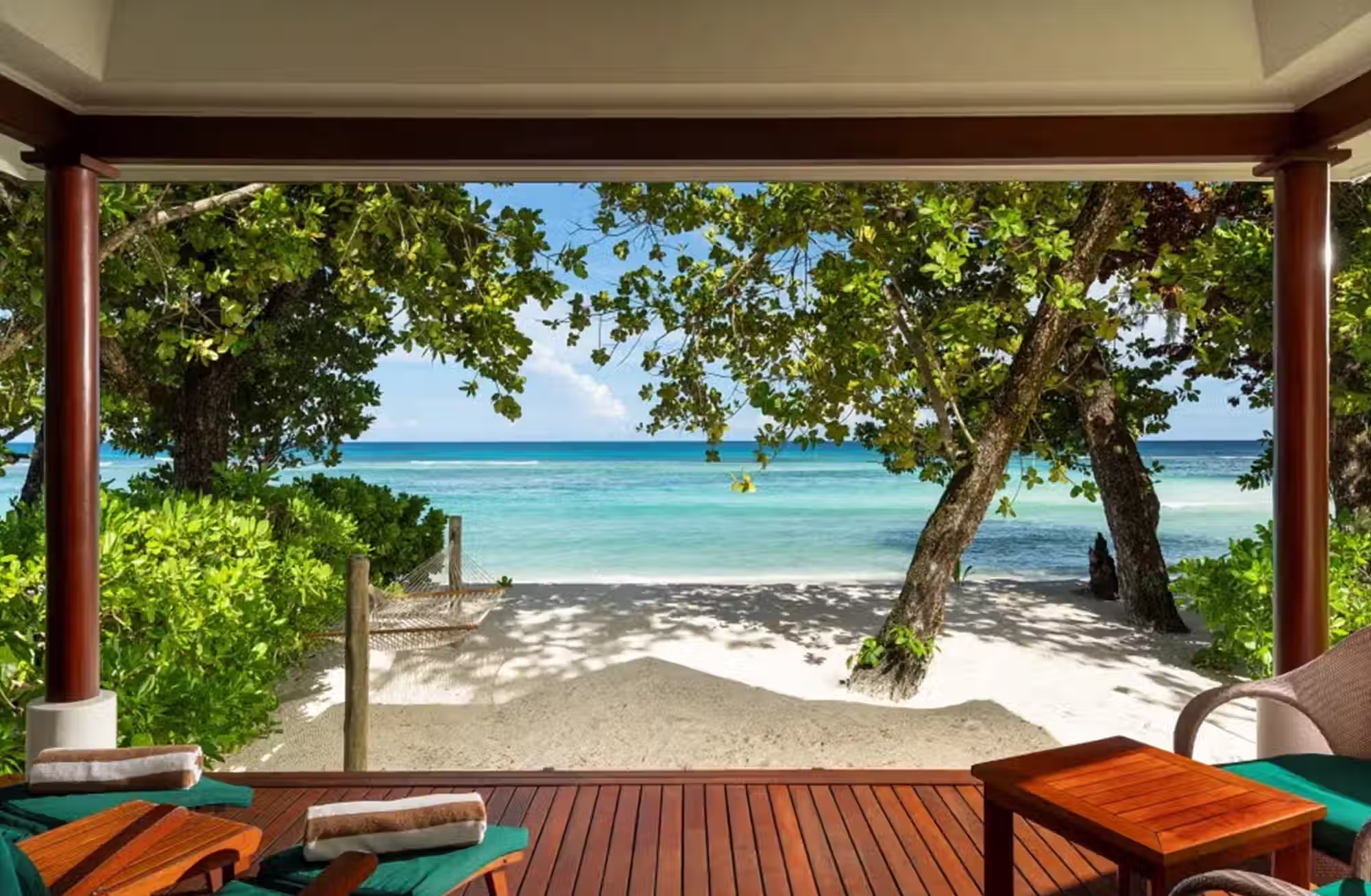 Nove tipologie di ville per scegliere tra giardino tropicale, spiaggia, piscina privata e grandi spazi dedicati alle famiglie. — immagine 9