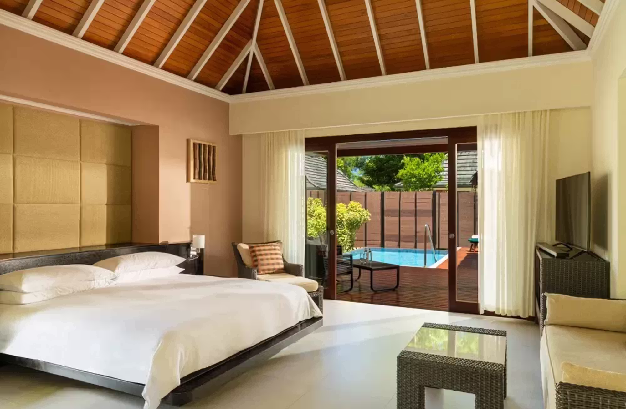 Nove tipologie di ville per scegliere tra giardino tropicale, spiaggia, piscina privata e grandi spazi dedicati alle famiglie. — immagine 5