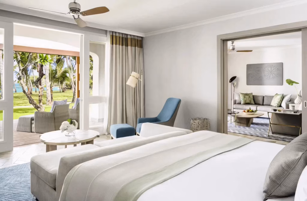 Camere luminose, suite con più camere da letto e una villa privata pensata come residenza esclusiva.