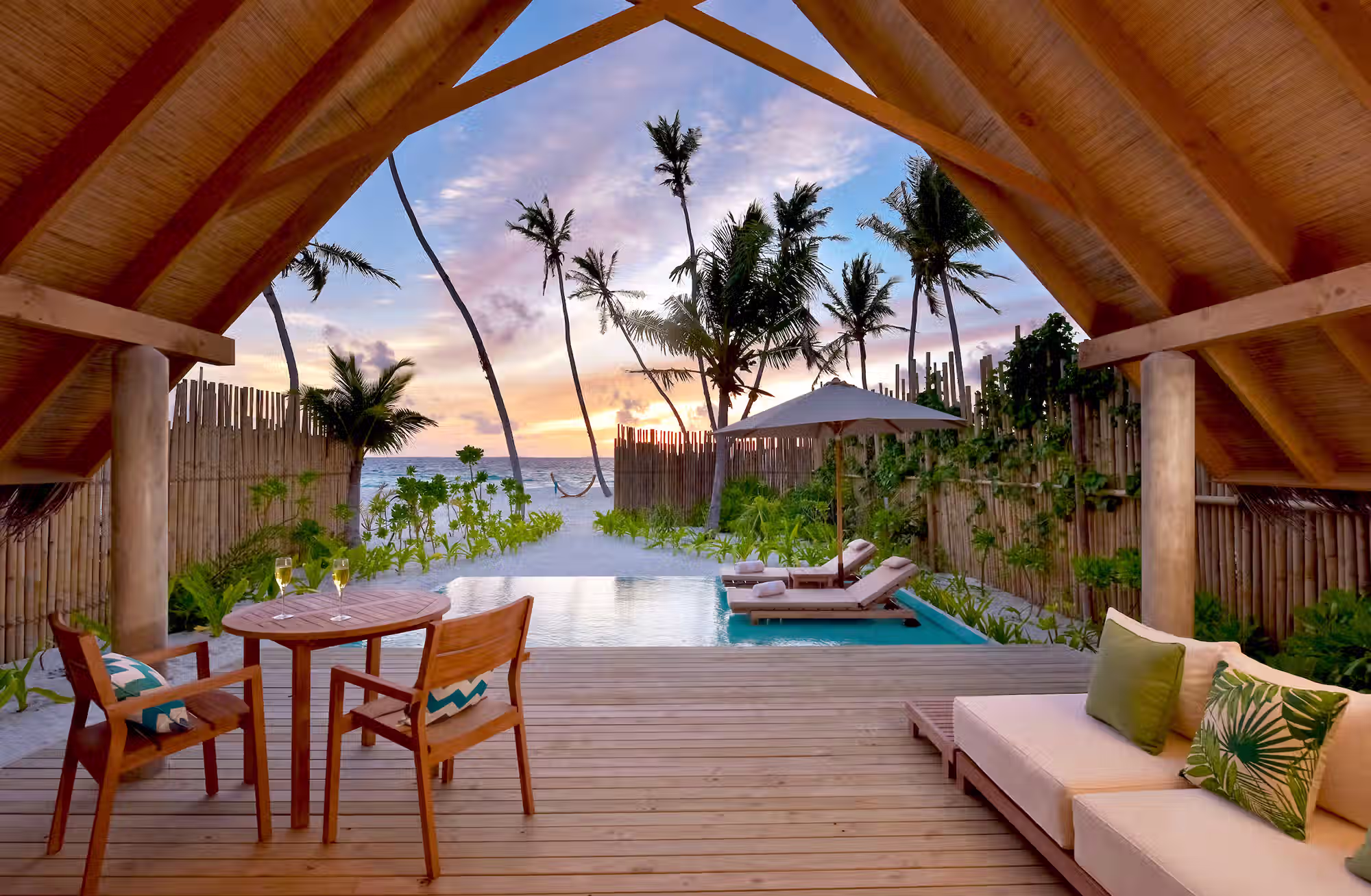 Ville pensate per vivere il mare da prospettive diverse, con soluzioni romantiche, private e adatte anche alle famiglie. — immagine 7