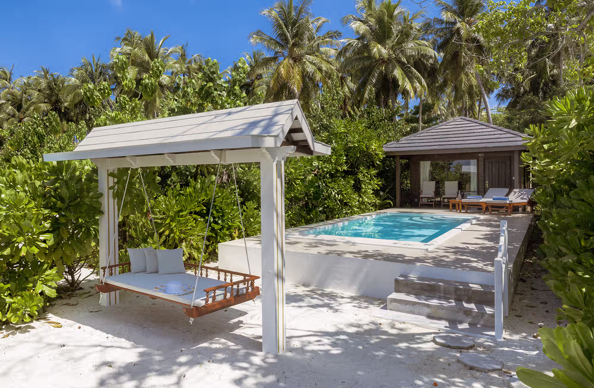 Ville sulla spiaggia e spazi dal carattere maldiviano per un soggiorno semplice, riservato e sempre rivolto verso l’oceano. — immagine 1